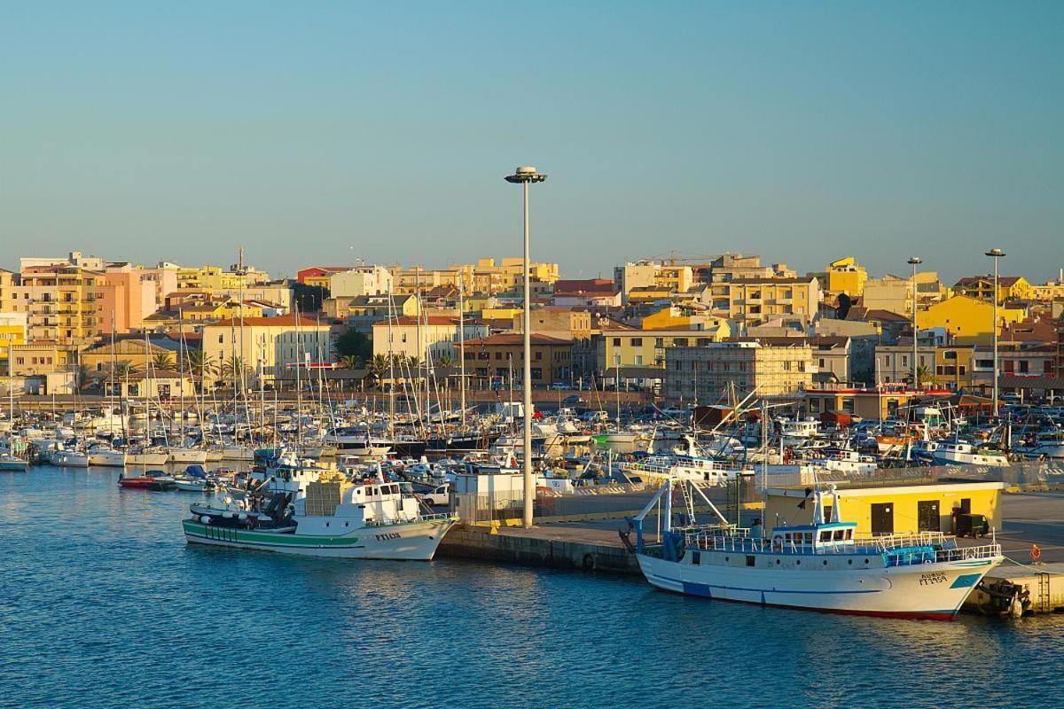 Apartamento Bradisc'House Porto Torres Exterior foto