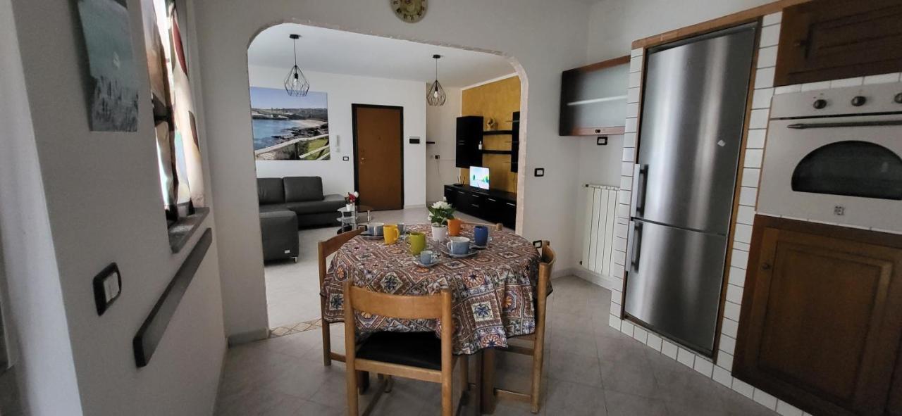 Apartamento Bradisc'House Porto Torres Exterior foto