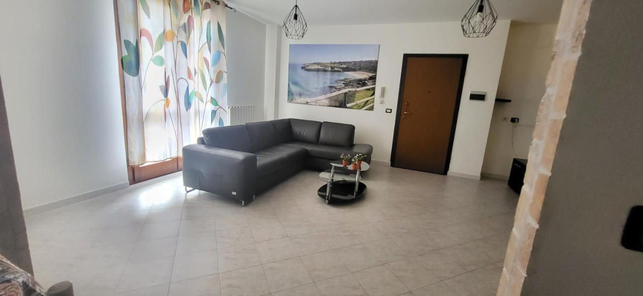 Apartamento Bradisc'House Porto Torres Exterior foto